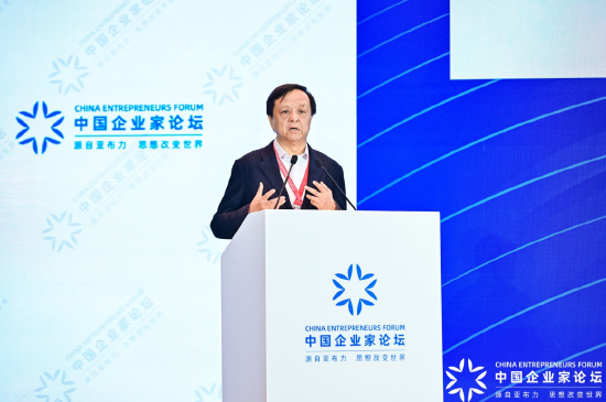 李小加：在AI“航空时代”	，企业家必须亲自“开飞机	”