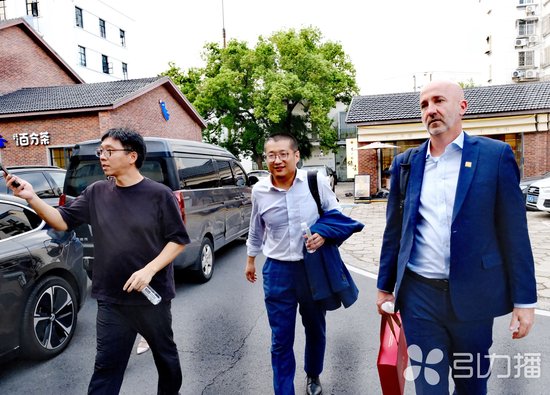 QS亚太区执行董事到访苏州STEM-OPC生态社区
